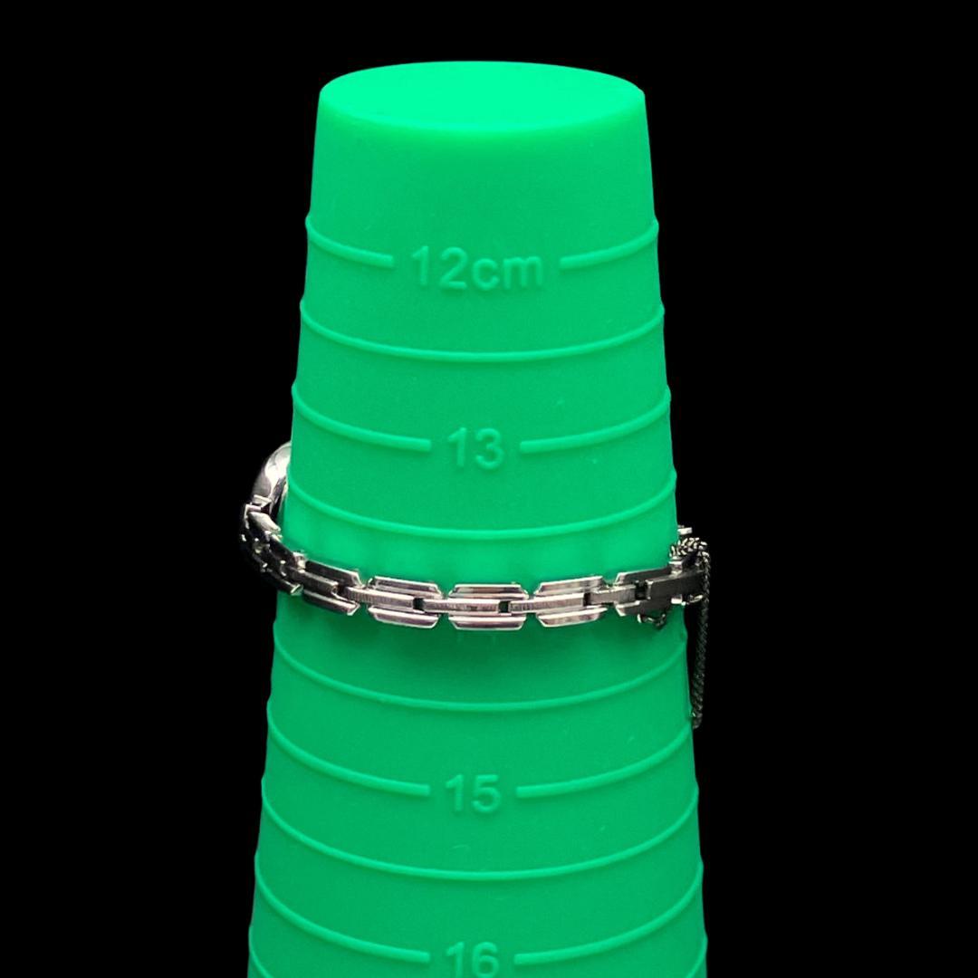 【ソーラー/稼働】アガット シェル文字盤 腕時計 レディースシルバー