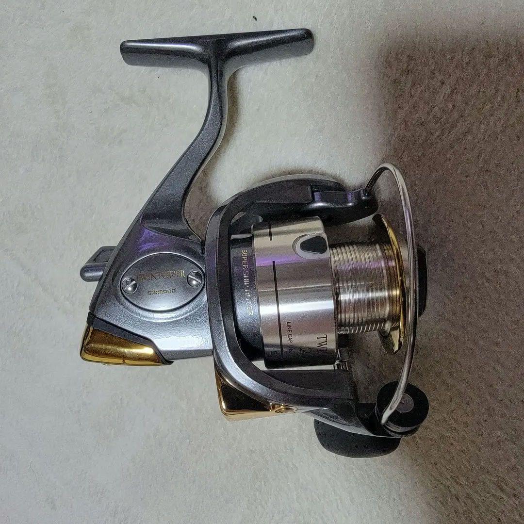 SHIMANO ツインパワー 2500美品