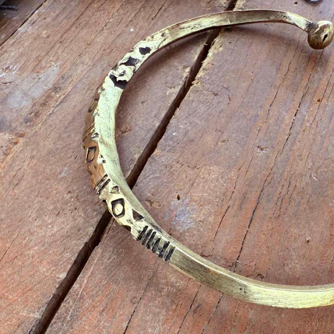 「バダウィ」ボールチップブレスレット