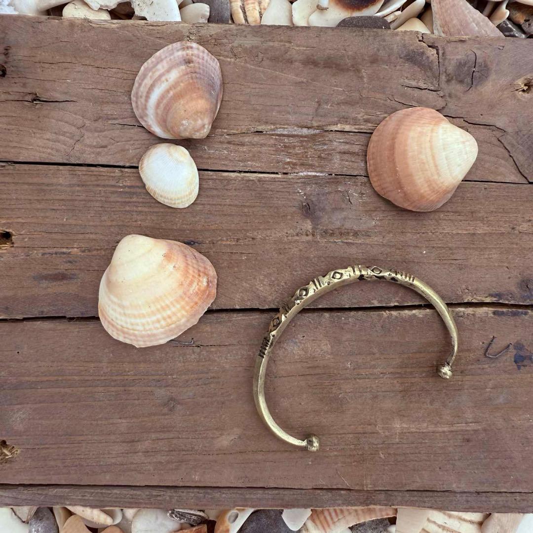 「バダウィ」ボールチップブレスレット