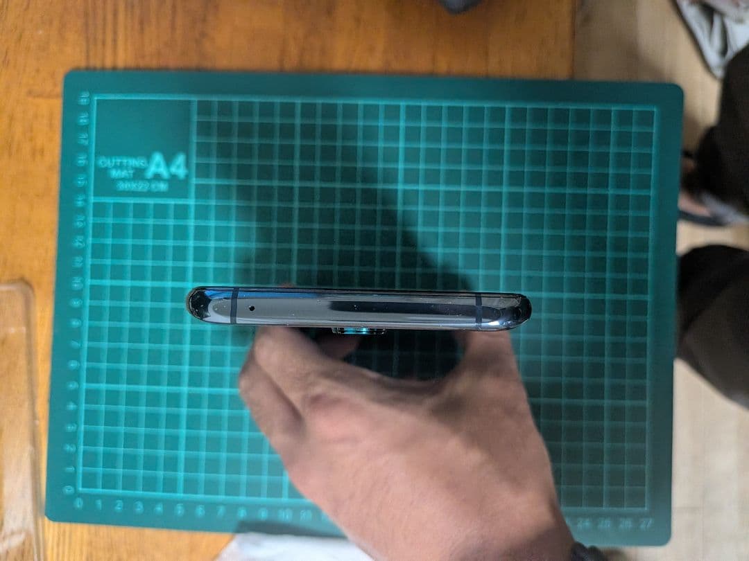 OPPO R17 Pro　エメラルドグリーン