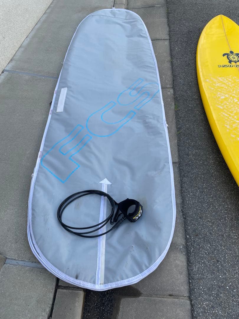 イエロー サーフボード 亀のロゴ 3フィン