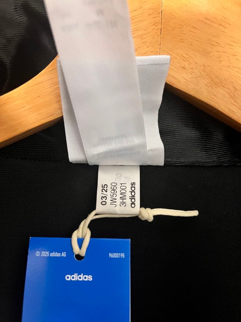 新品　adidas ファイヤーバード　メタリックトラックトップ L ブラック