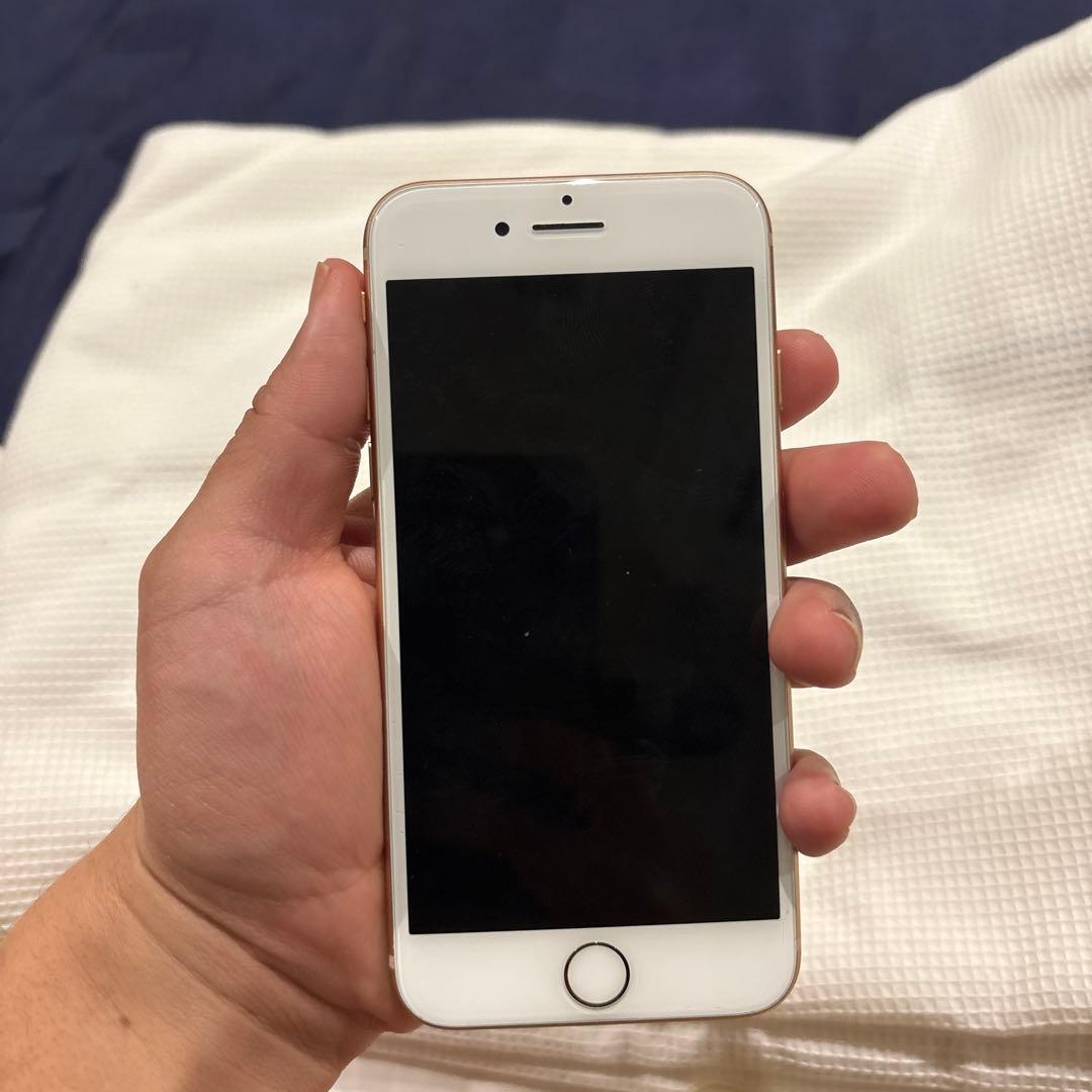 iPhone8 64GB docomo SIM専用