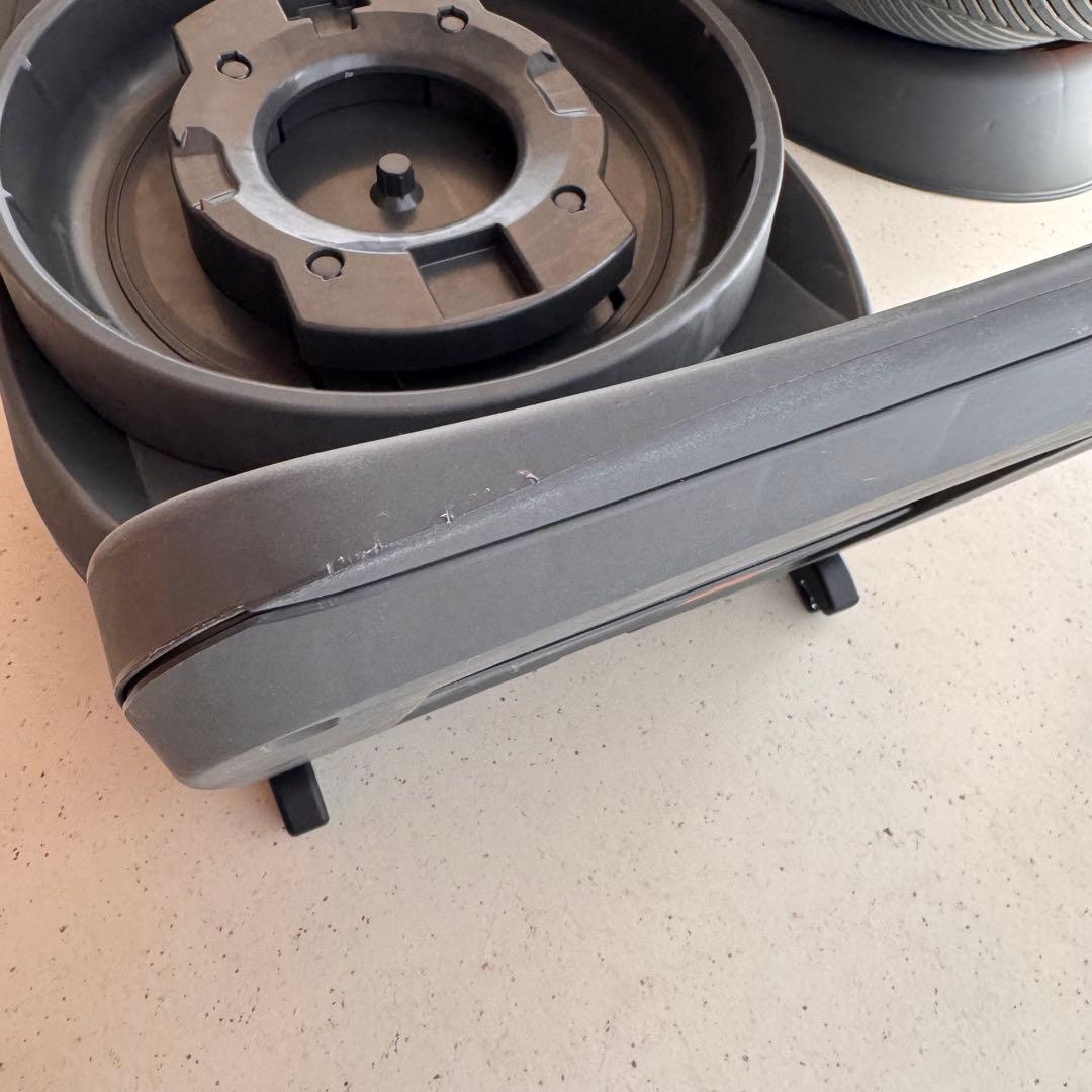 美品Combi THE S EG ZE グレー 新生児 ４歳 回転式 isofi