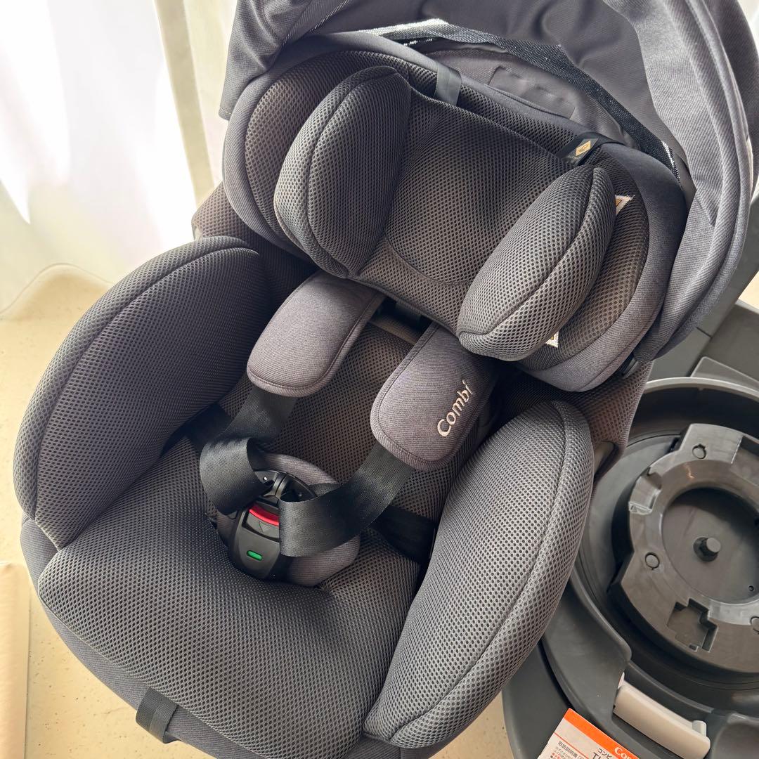 美品Combi THE S EG ZE グレー 新生児 ４歳 回転式 isofi