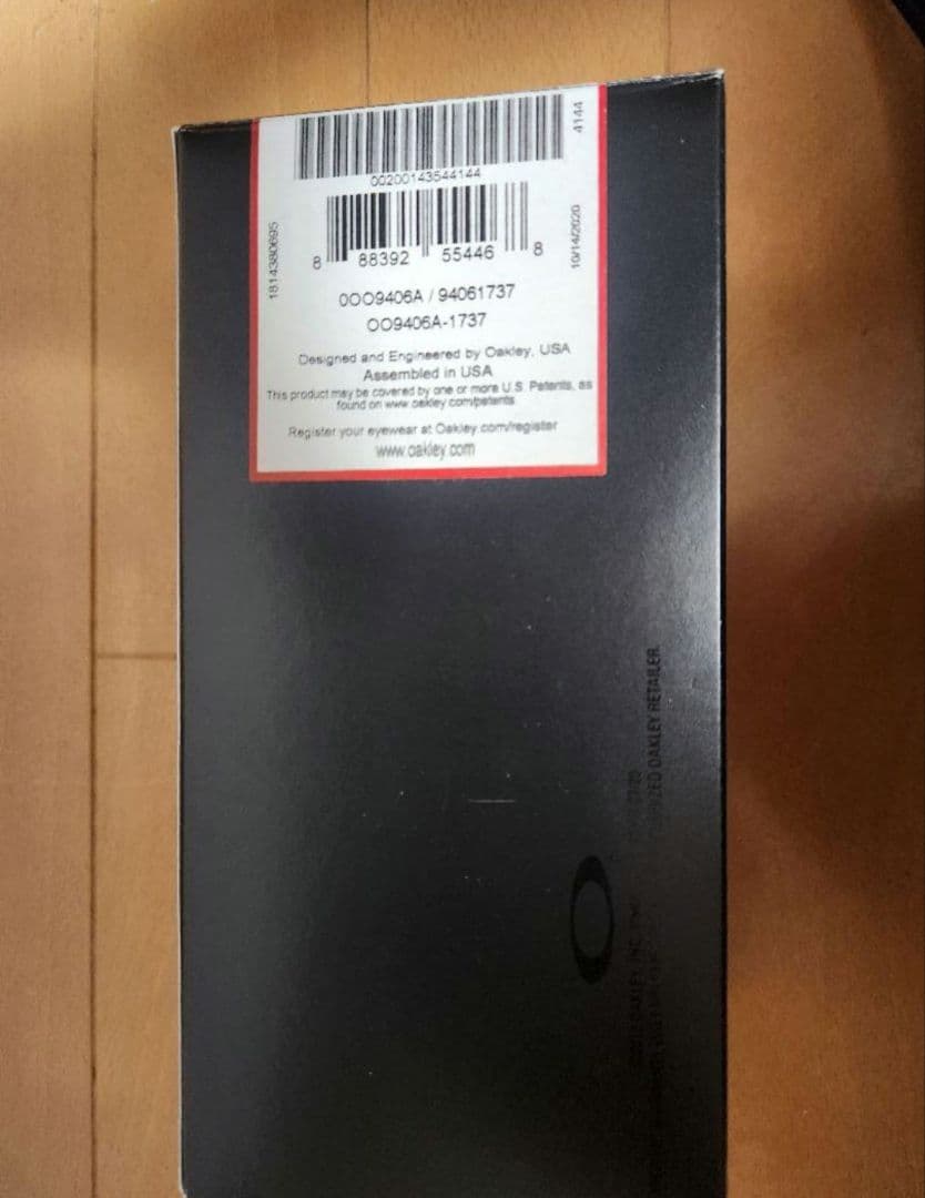 OAKLEY サングラス SUTRO