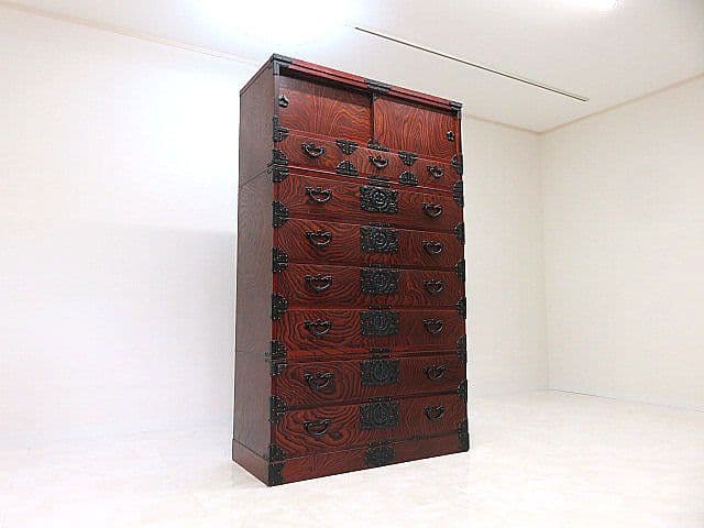 u*1様 伝統工芸 岩谷堂箪笥 欅材漆塗整理箪笥　 南部鉄金具/鍵付き/時代箪笥