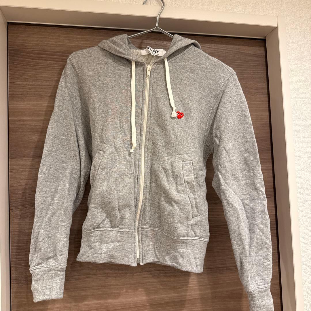 PLAY COMME des GARCONS プレイコムデギャルソン　パーカー