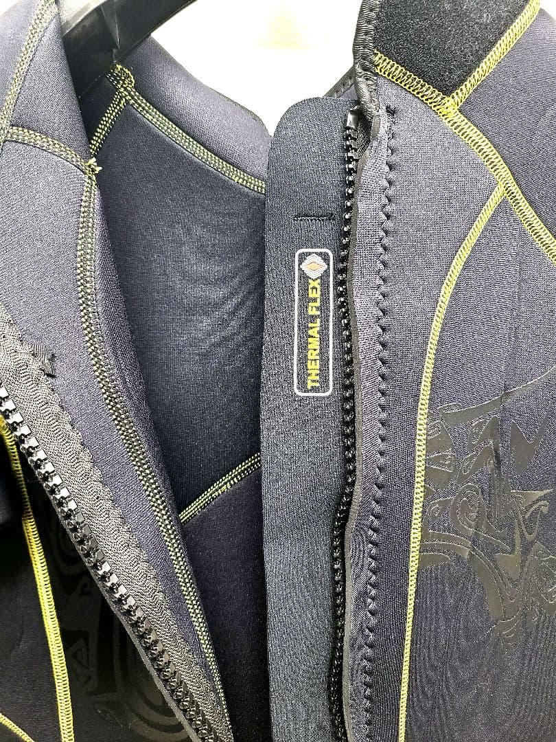 未使用 ウェットスーツ フルスーツ3mm 3ミリ スキューバダイビングサーフィン