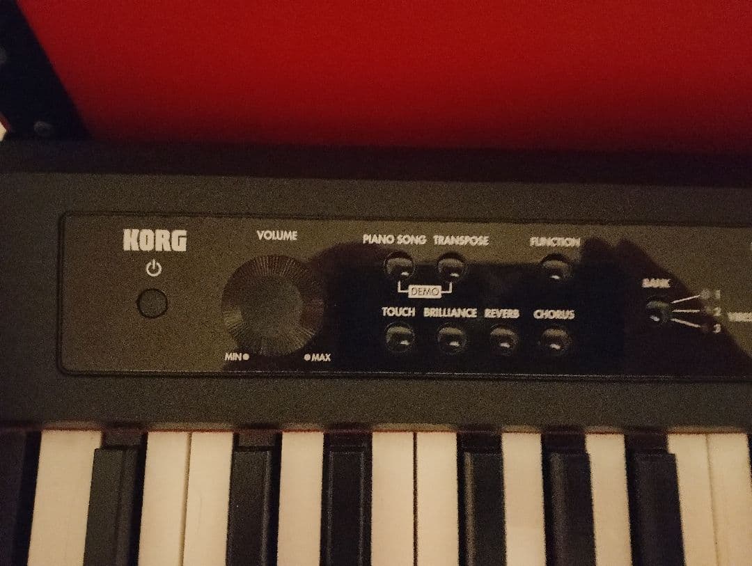 【人気色】　愛知　LP-380 赤　レッド　KORG 電子ピアノ　デジタルピアノ