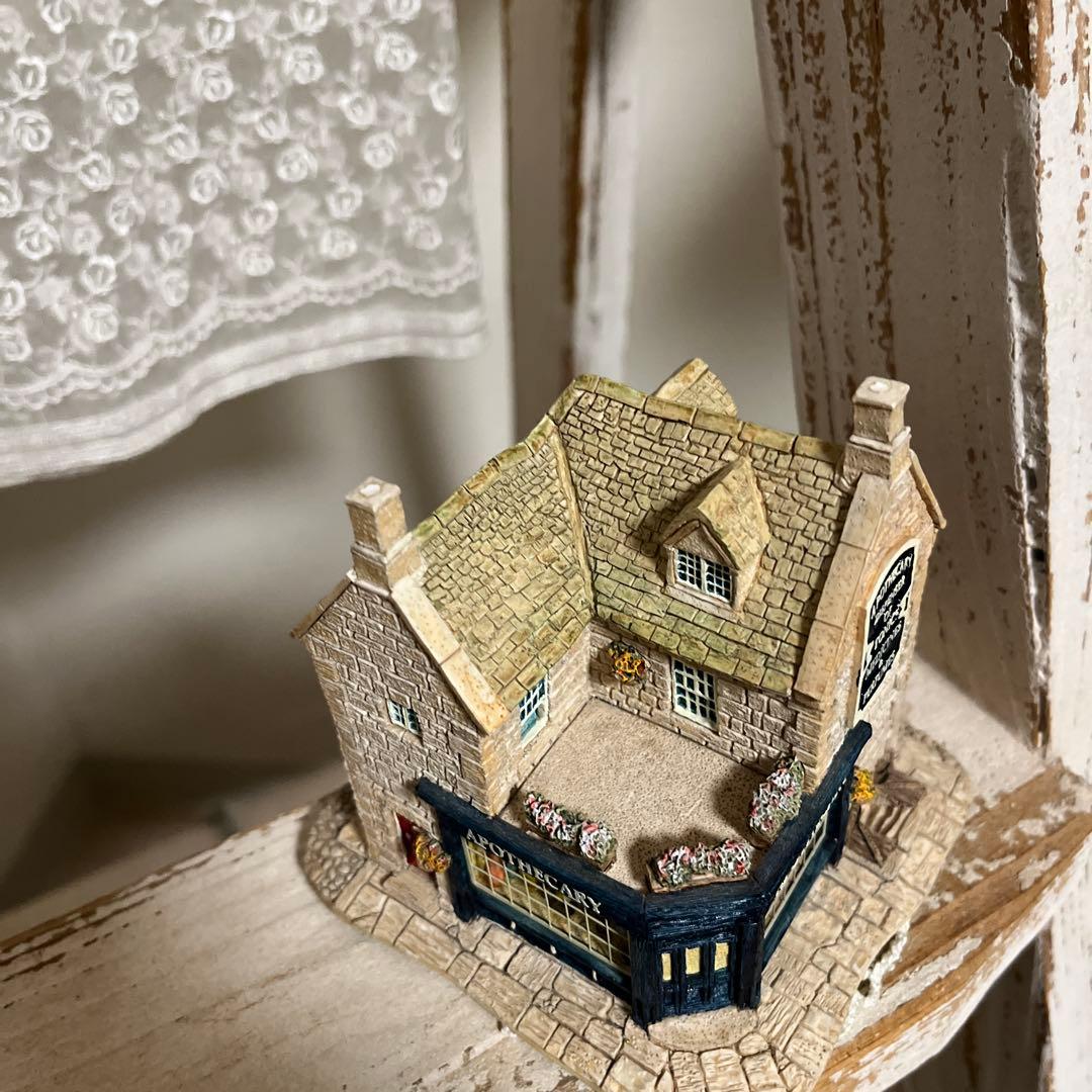 リリパットレーン　APOTHECARY