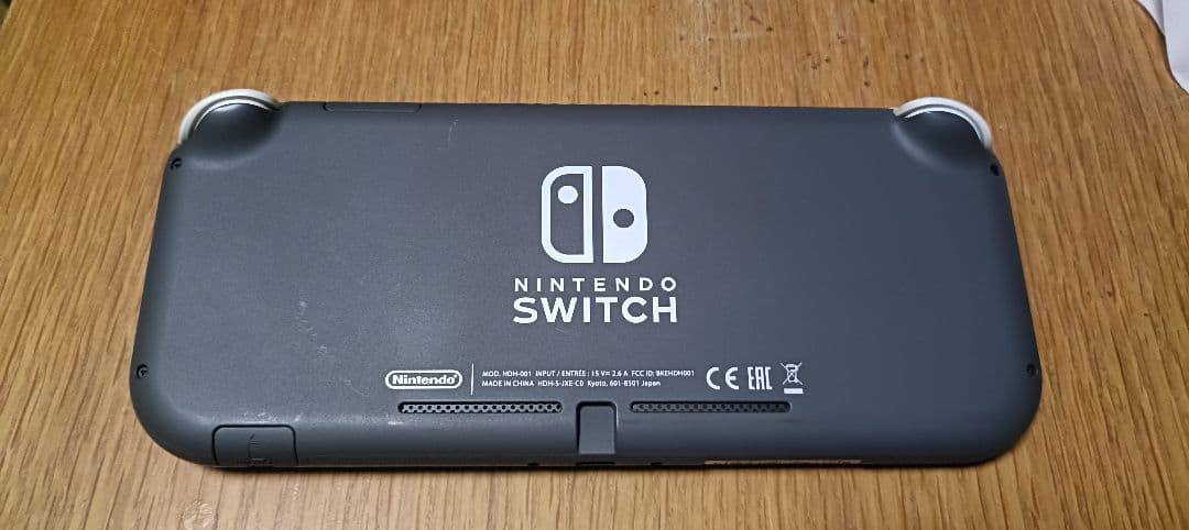 任天堂Switchライト　グレー