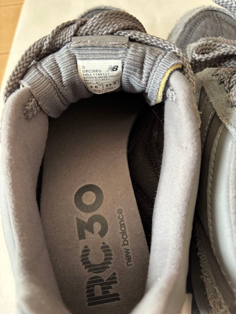 new balance URC30EG グレー スニーカー