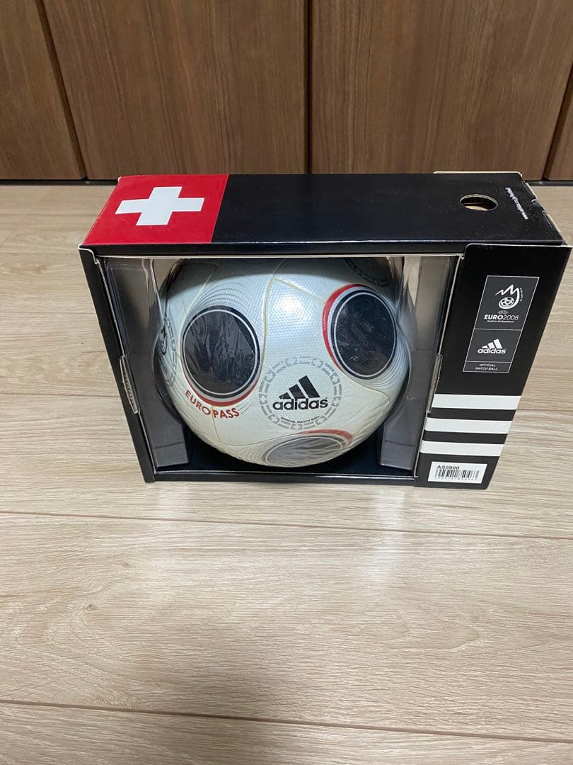 ユーロパス　公式球　アディダス チームガイスト ユーロ2008