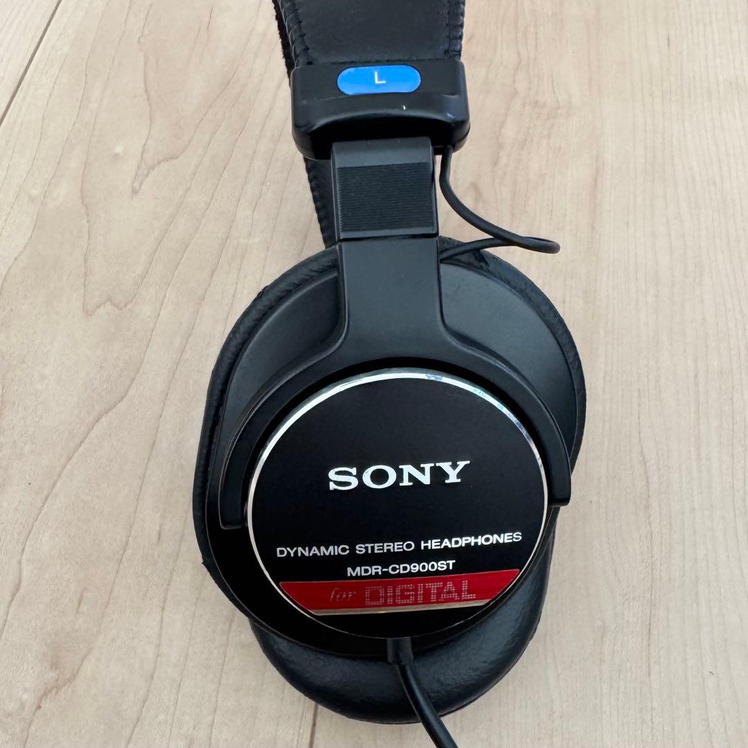 は*な様 【美品✨】SONY MDR-CD900ST 有線ヘッドホン