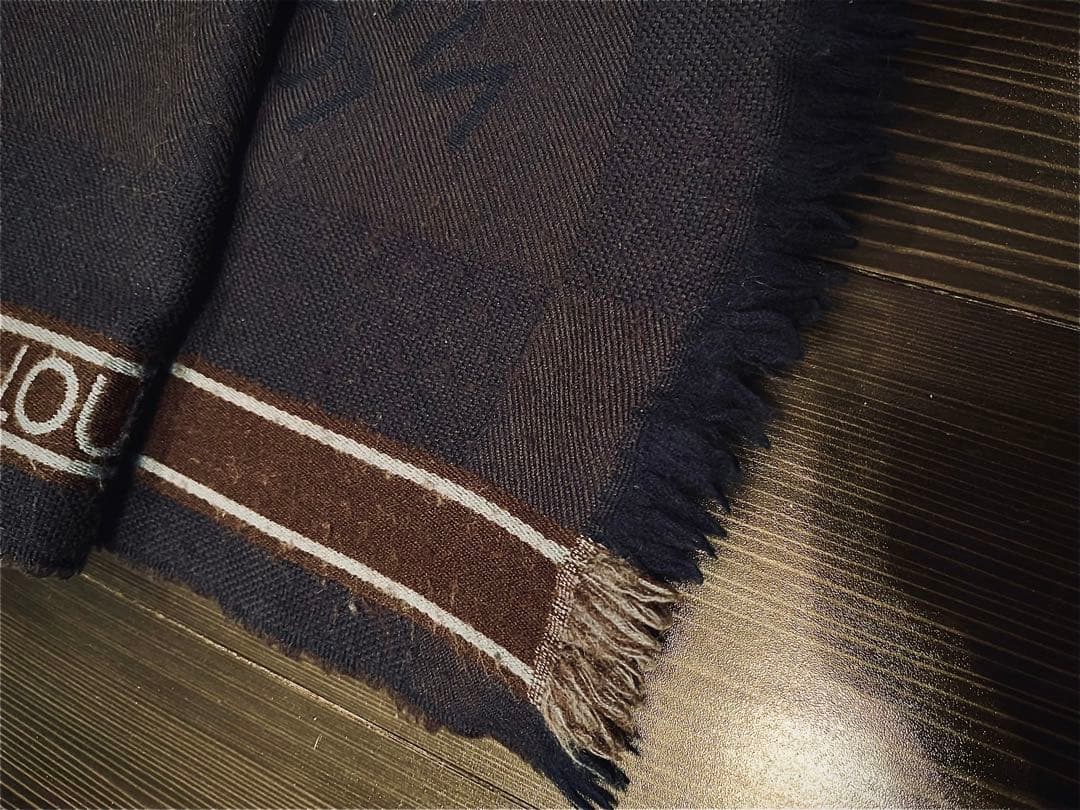 LOUIS VUITTON マフラー　エシャルプ　メサジェ
