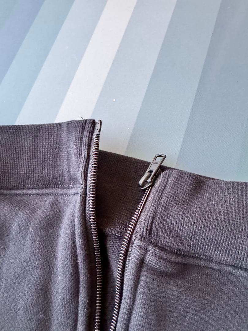 ⭐︎お値下げ　alo yoga フルジップ パーカー 黒