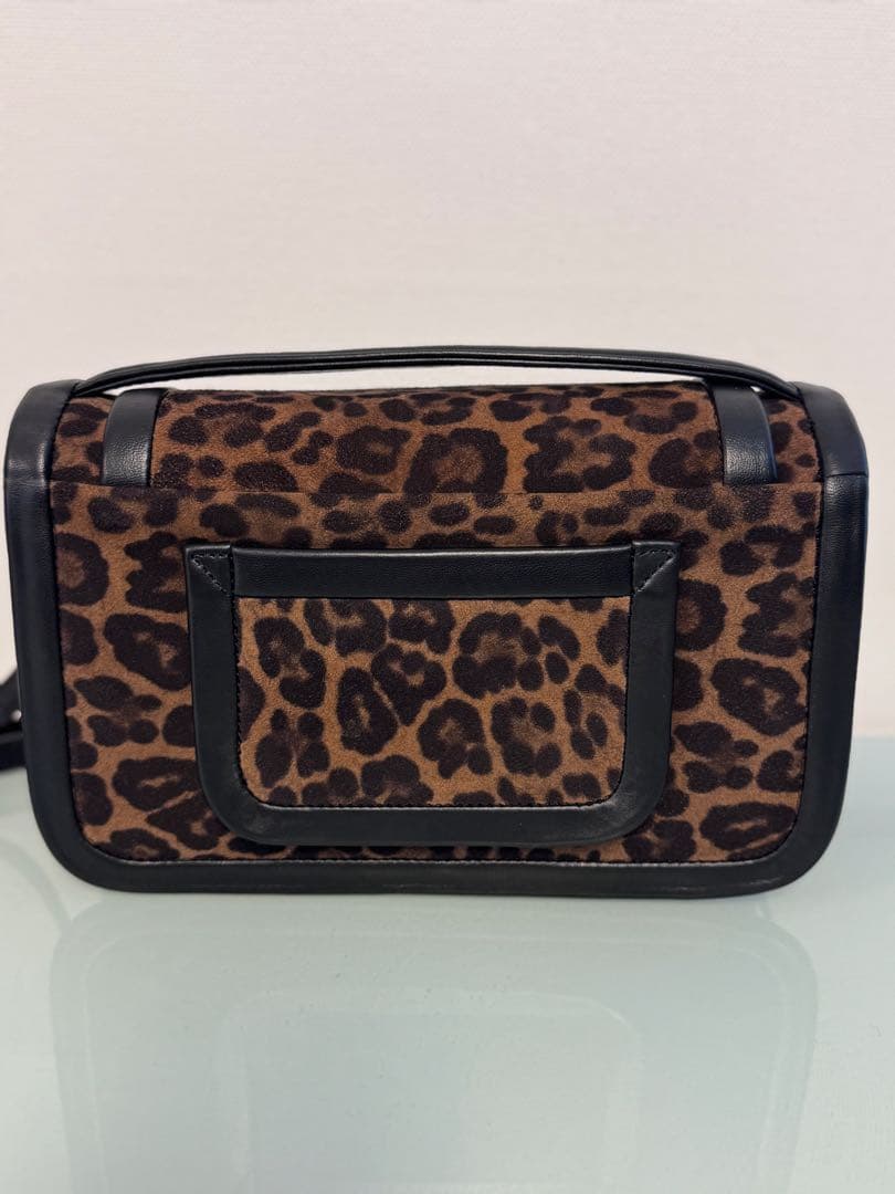 ⭐︎専用⭐︎PIERRE HARDY ヒョウ柄ショルダーバッグ