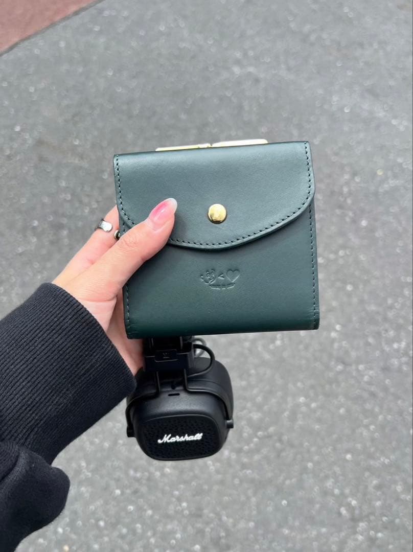 なか　kaoyorinakami leather wallet II