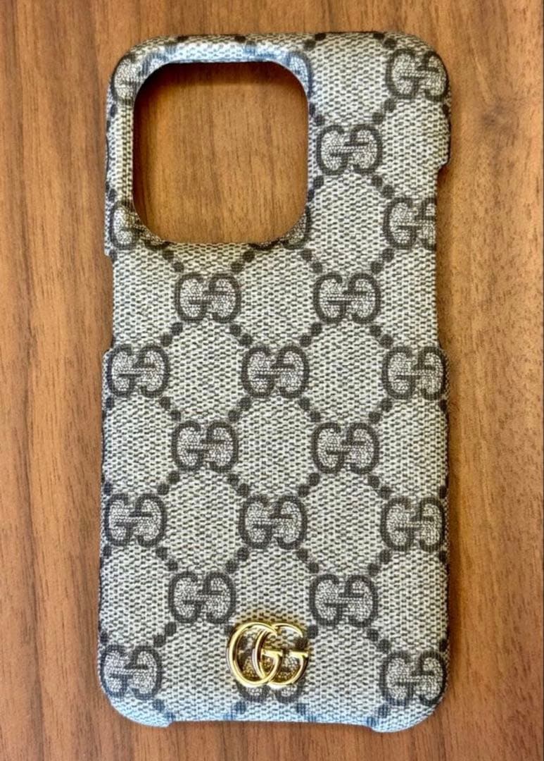 グッチ オフィディア スマホケース　iPhone15pro 極美品