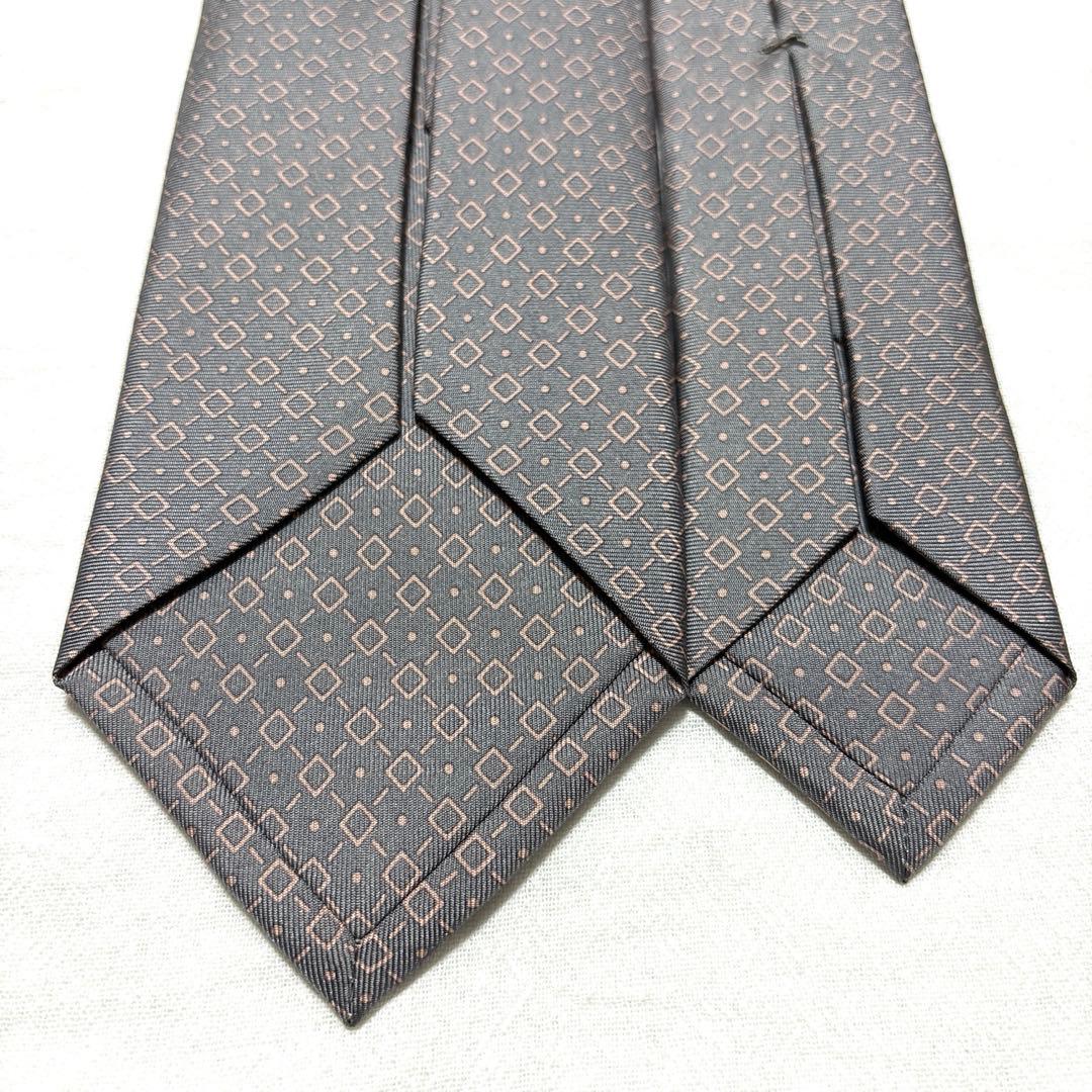 新品　BVLGARI　ブルガリ　ネクタイ　セッテピエゲ　箱付き