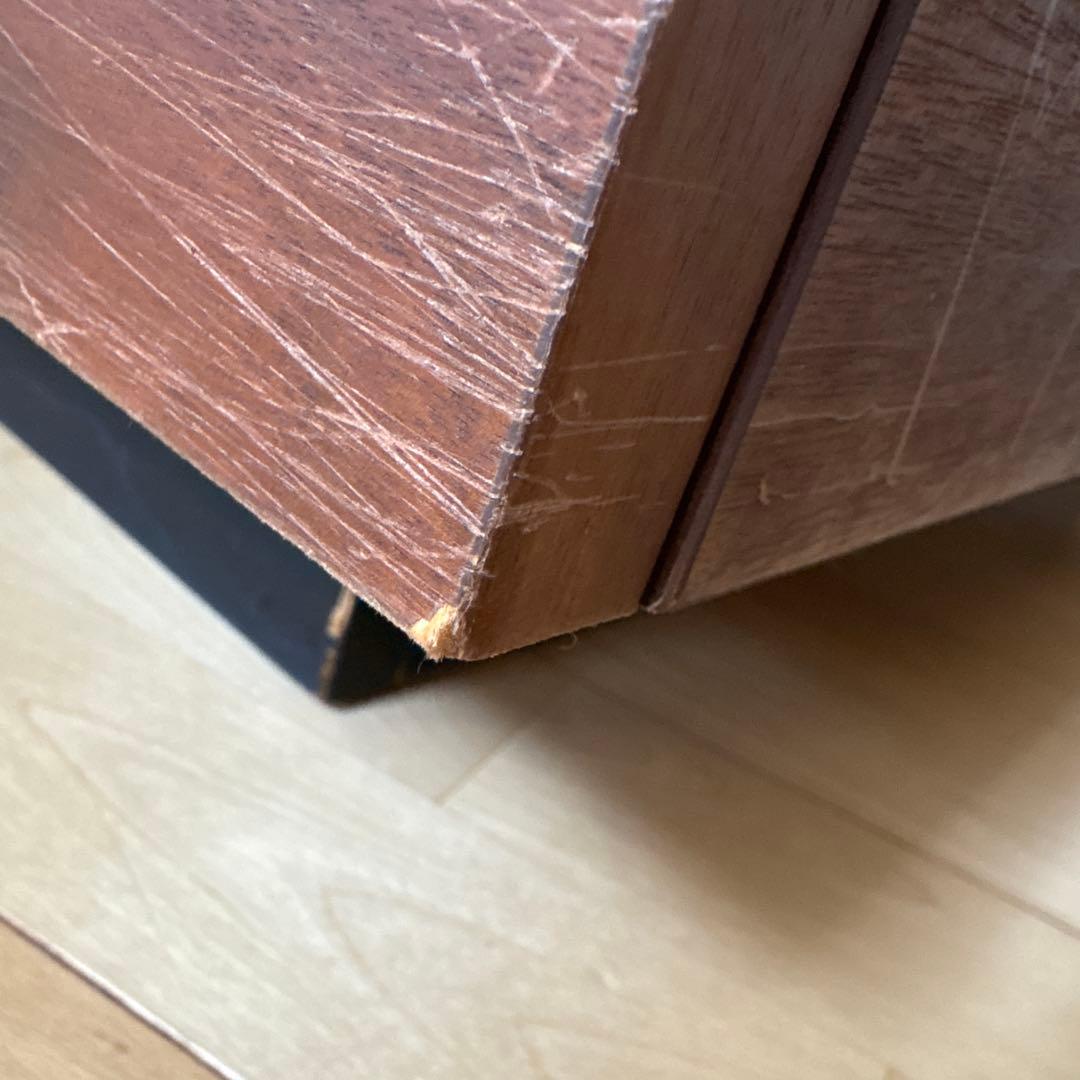 底値！LOWYAのダークブラウンガラス天板 ローテーブル中古48000円の品