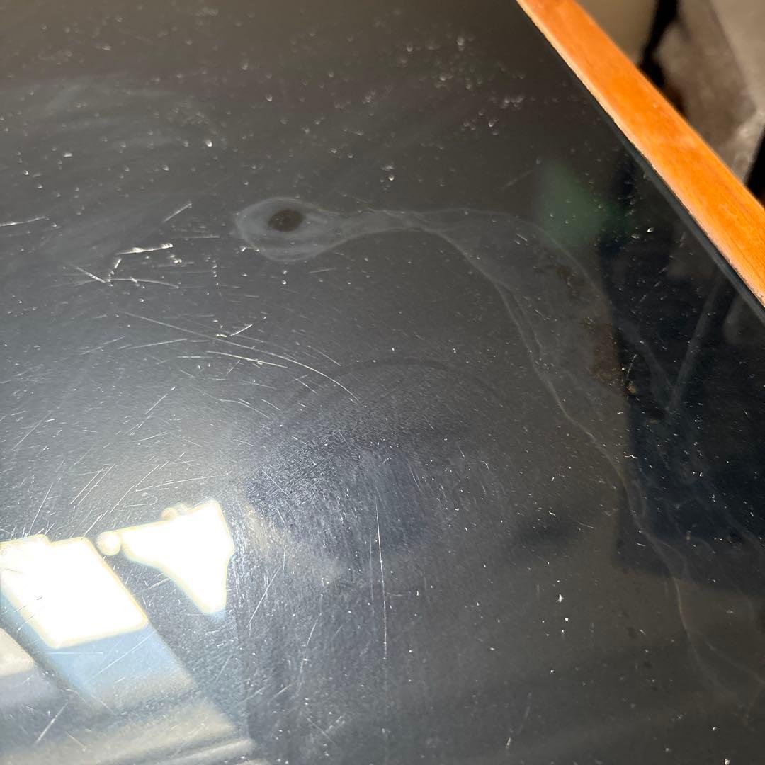 底値！LOWYAのダークブラウンガラス天板 ローテーブル中古48000円の品