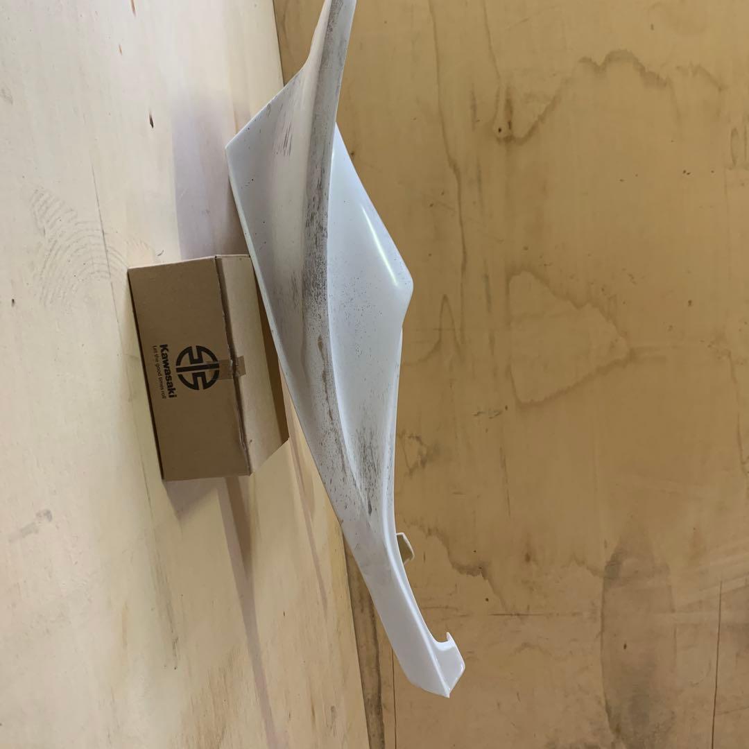 ゼファー400 本物なのかわかりません❗️ 当時物初期beetテール　塗装ベース