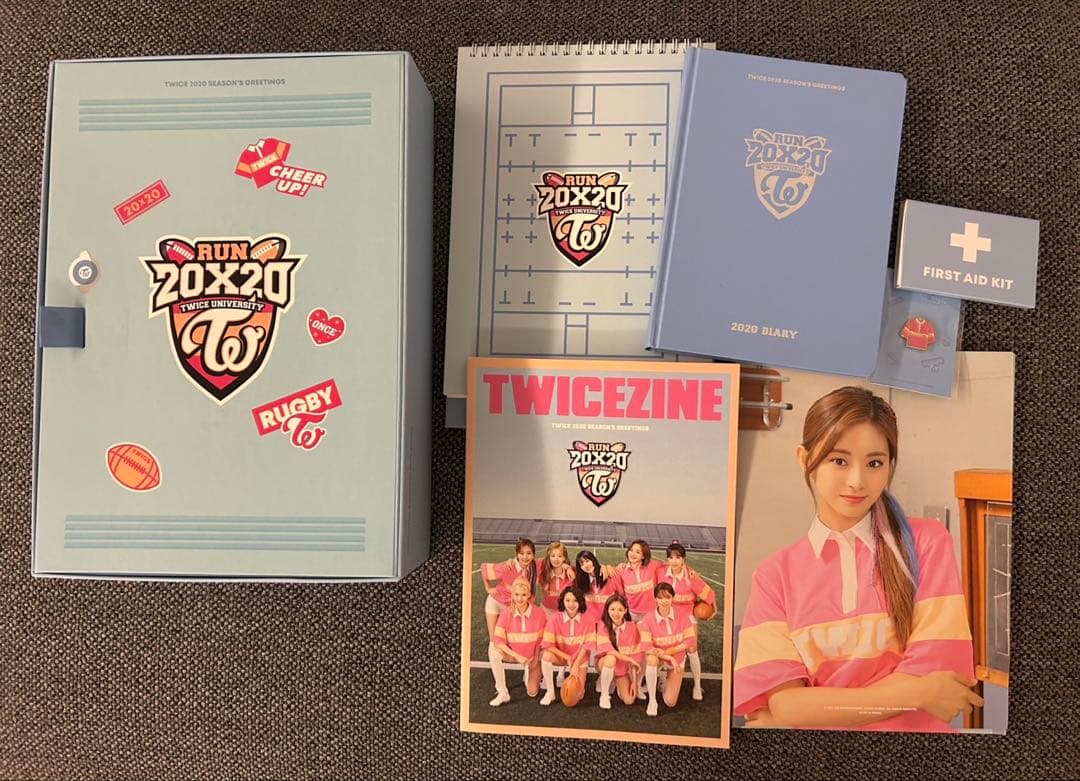 【ツウィペン必見】TWICEまとめ売り★CDアルバムうちわトレカ★