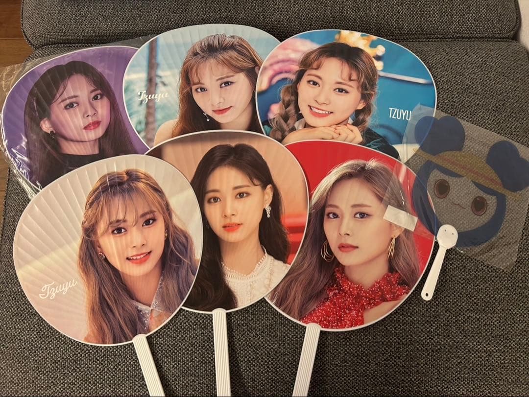 【ツウィペン必見】TWICEまとめ売り★CDアルバムうちわトレカ★