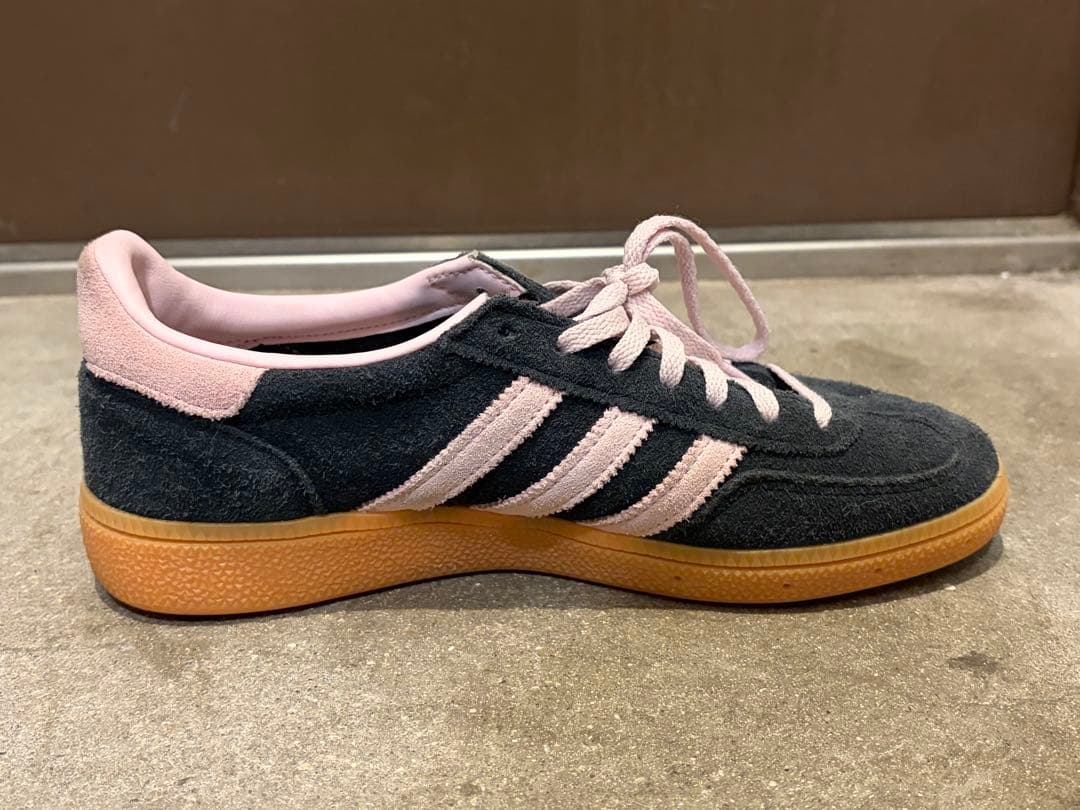 靴 adidas SPEZIAL