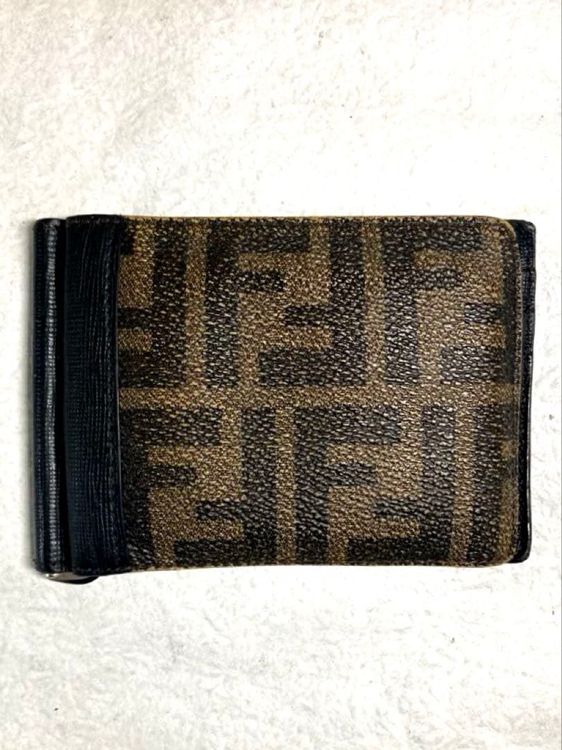 FENDI フェンディ　ズッカ柄　マネークリップカードケース