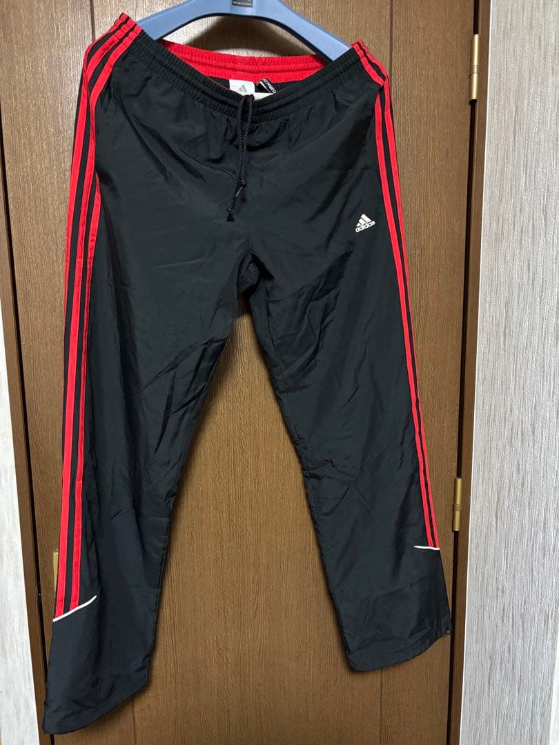 adidasライト.ウインドブレーカーO上下セットG35832黒x赤x白.未使用