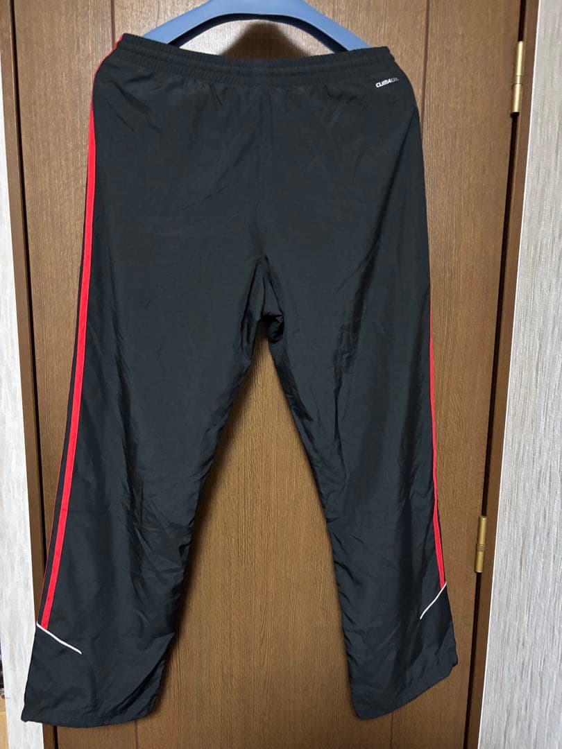 adidasライト.ウインドブレーカーO上下セットG35832黒x赤x白.未使用