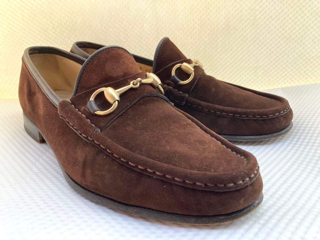 グッチ不朽の最高傑作 ダークブラウンスエード×ゴールド ビットローファー