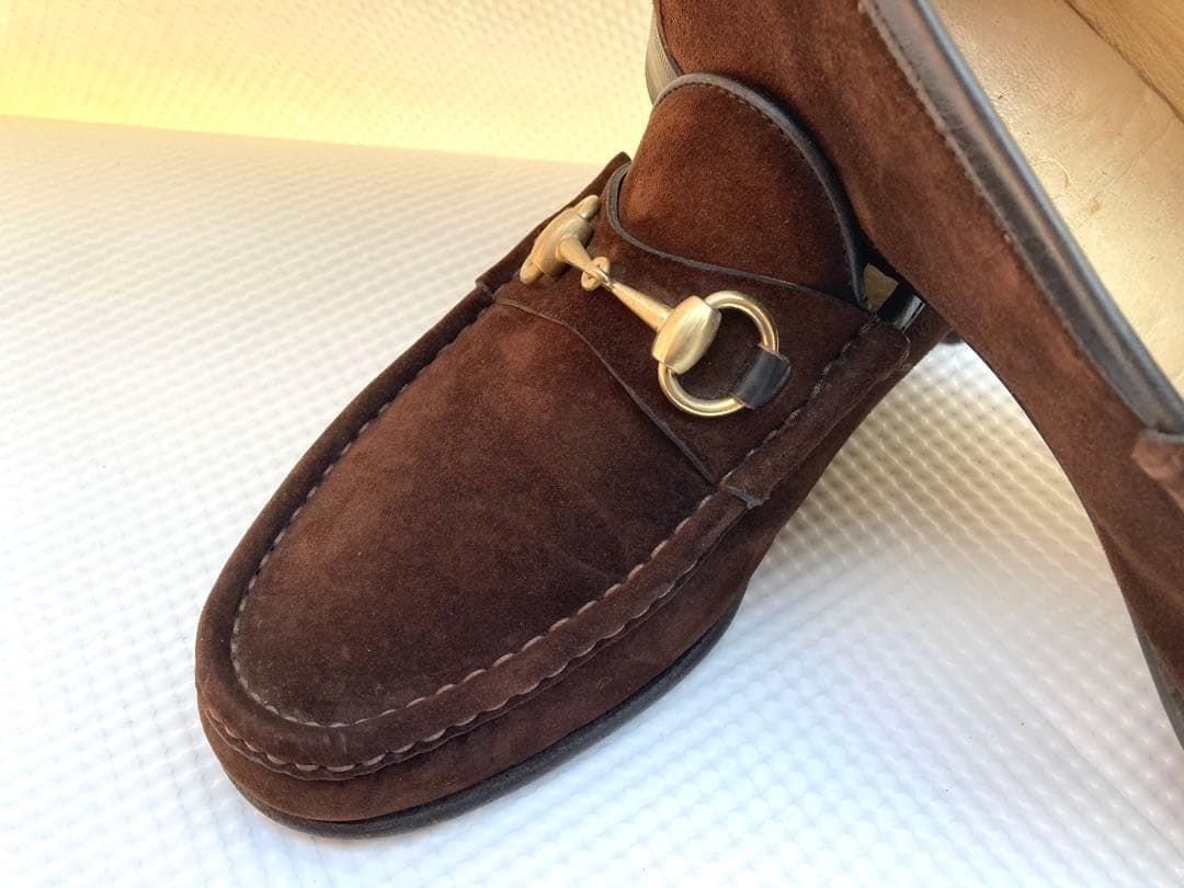 グッチ不朽の最高傑作 ダークブラウンスエード×ゴールド ビットローファー