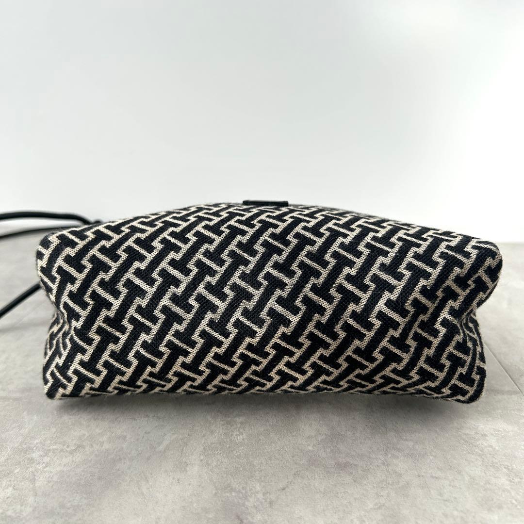 【美品✨️】IACUCCI モノグランマ ポーチSD JACQUARD/RUGA