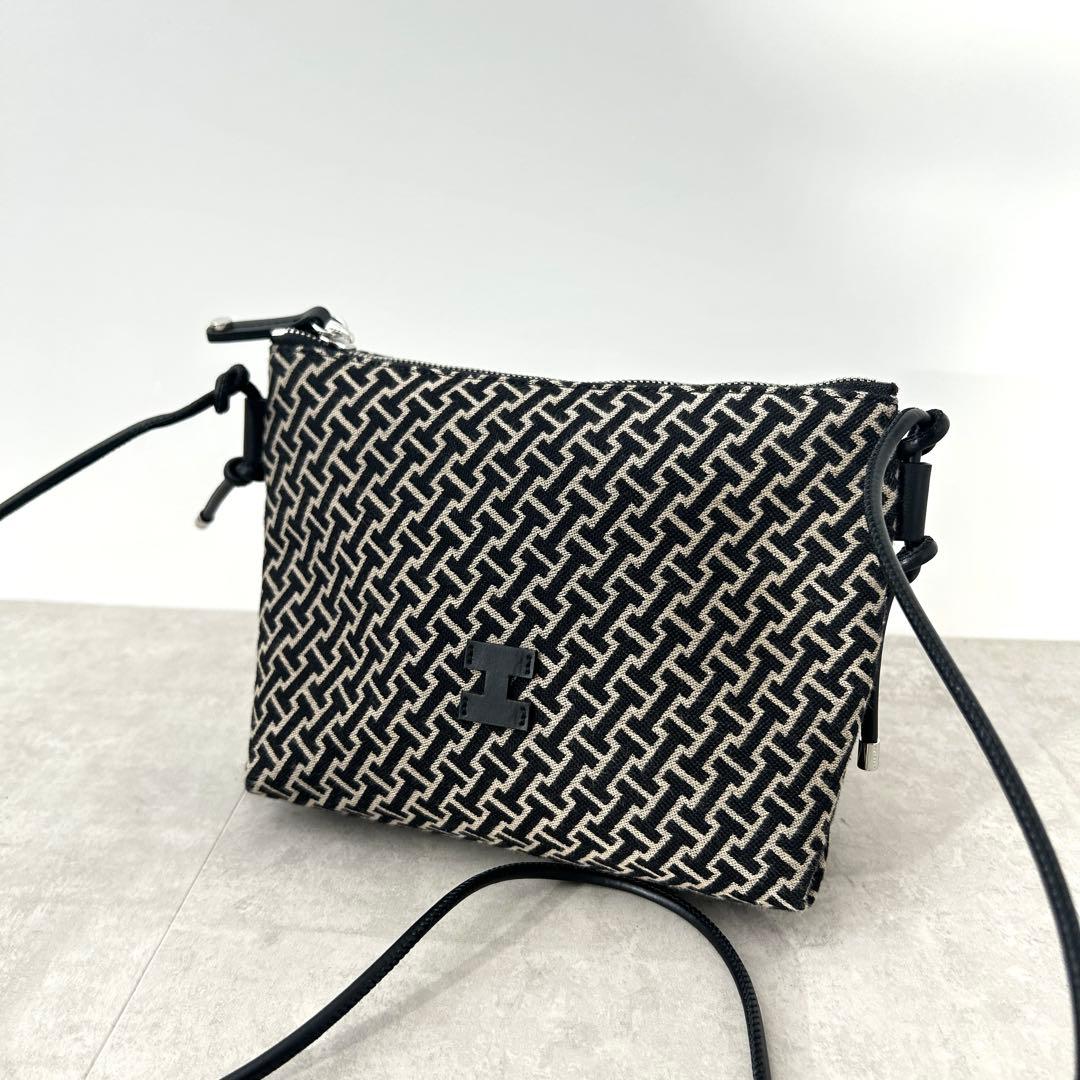 【美品✨️】IACUCCI モノグランマ ポーチSD JACQUARD/RUGA