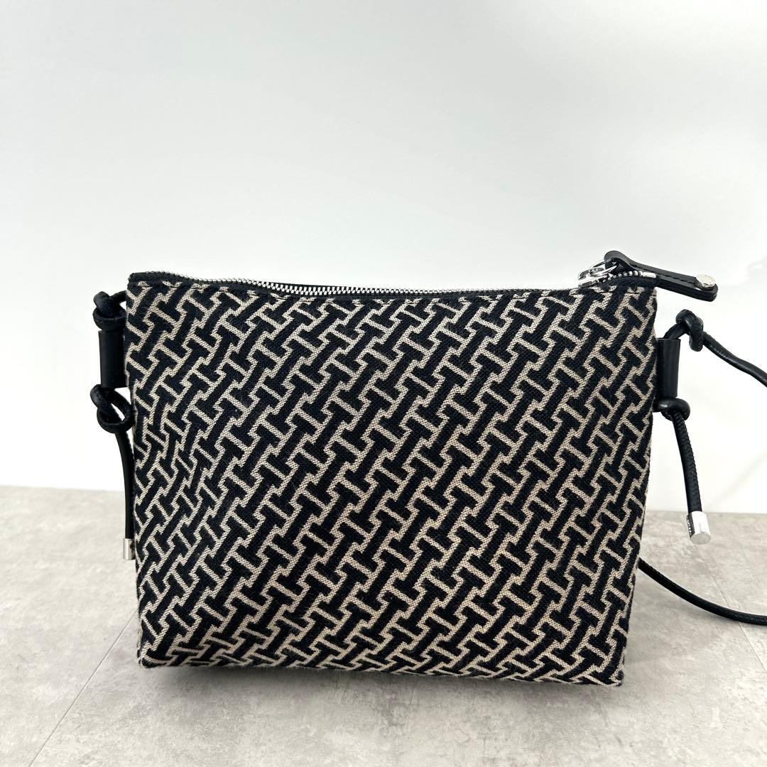 【美品✨️】IACUCCI モノグランマ ポーチSD JACQUARD/RUGA