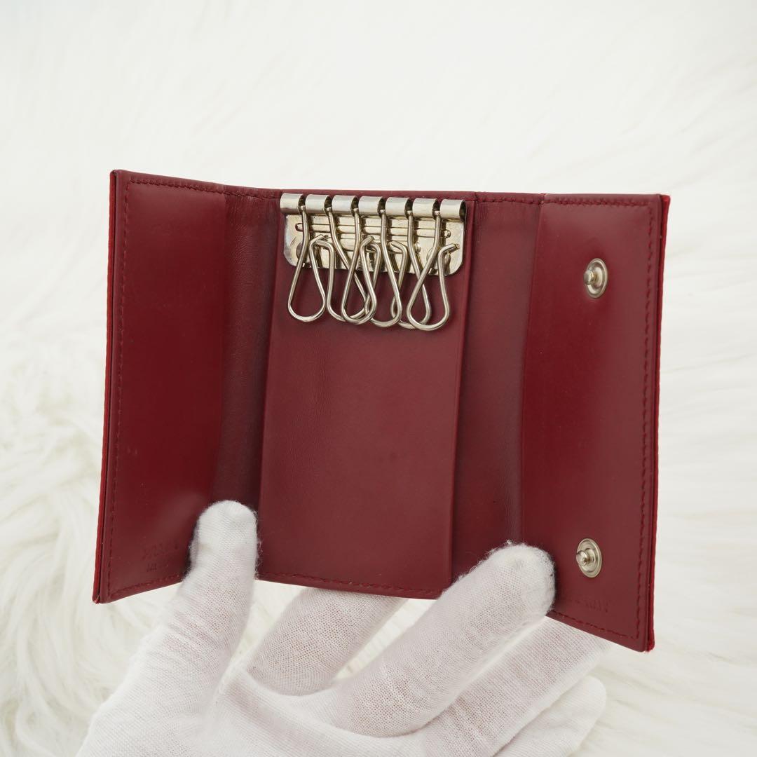 新品同様/未使用級　PRADA プラダ　キーケース　ナイロン　三角ロゴ　レッド