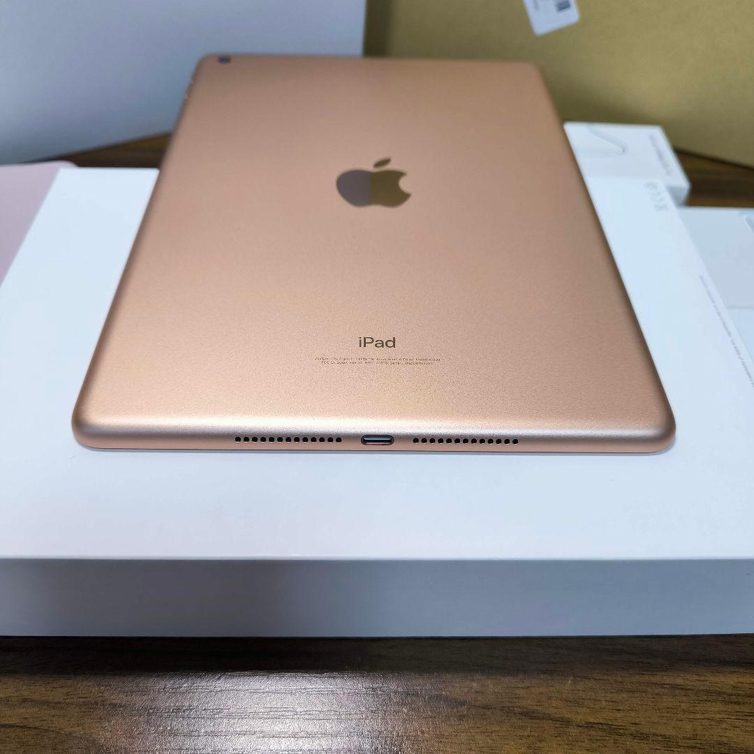iPad 第6世代 Wi-Fi128GB ケースとキーボードセット、タッチペン