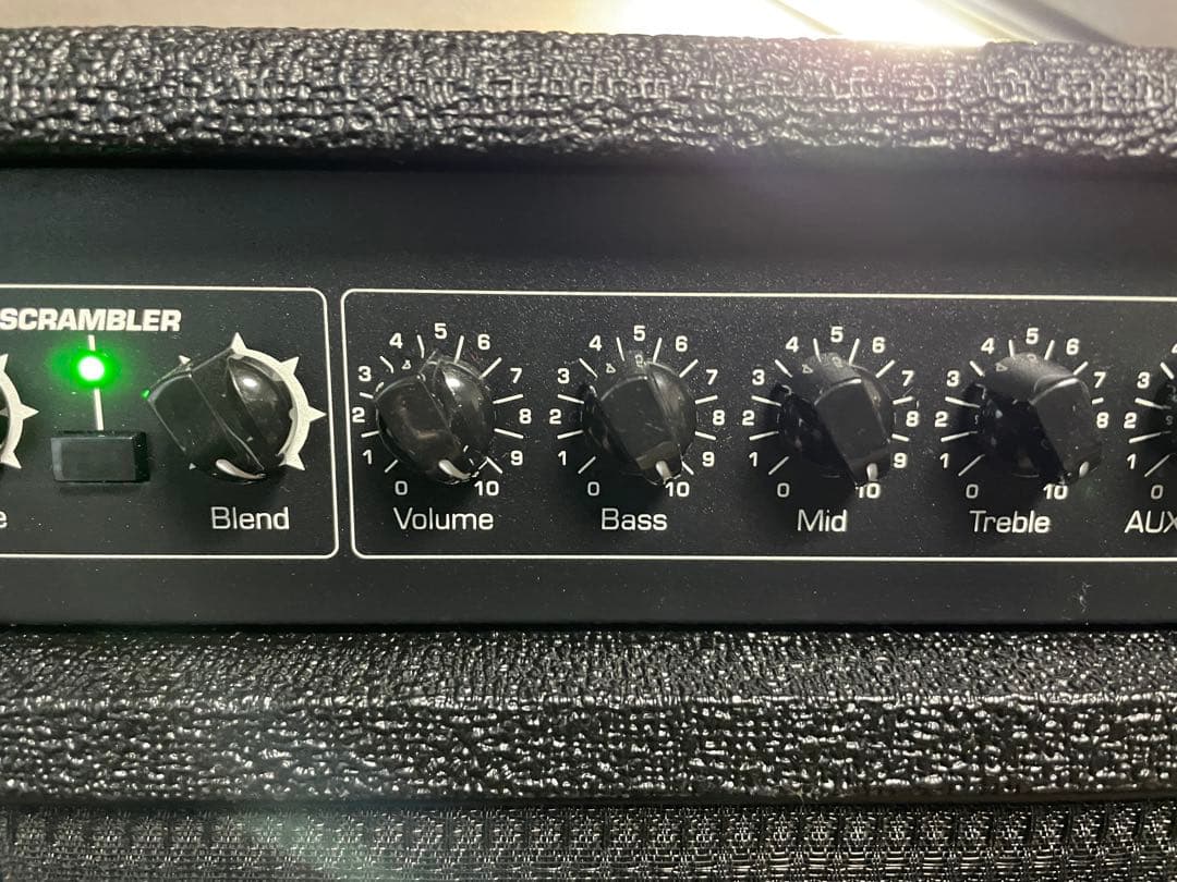 Ampeg BA-110 ベース用アンプ