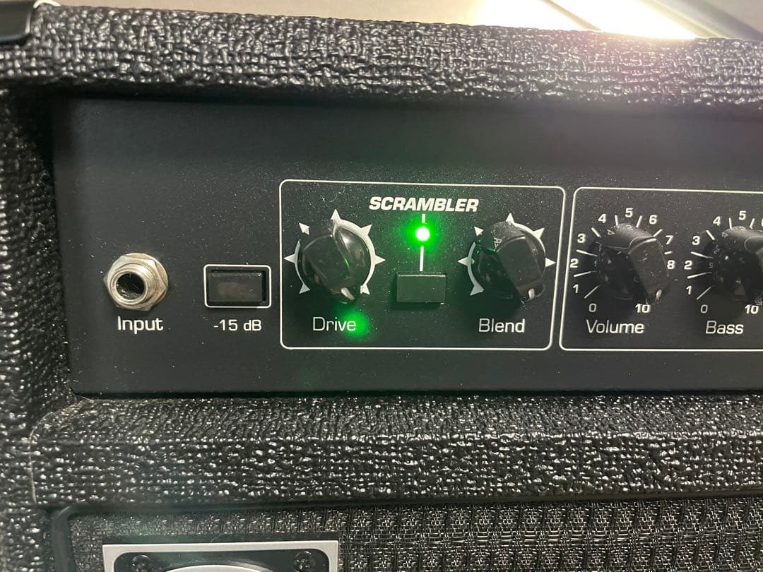 Ampeg BA-110 ベース用アンプ