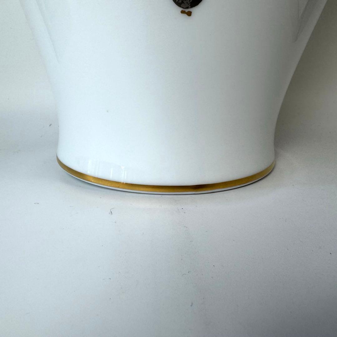 大倉陶園　花瓶　金蝕葡萄　ホワイト　金彩　高さ35㎝