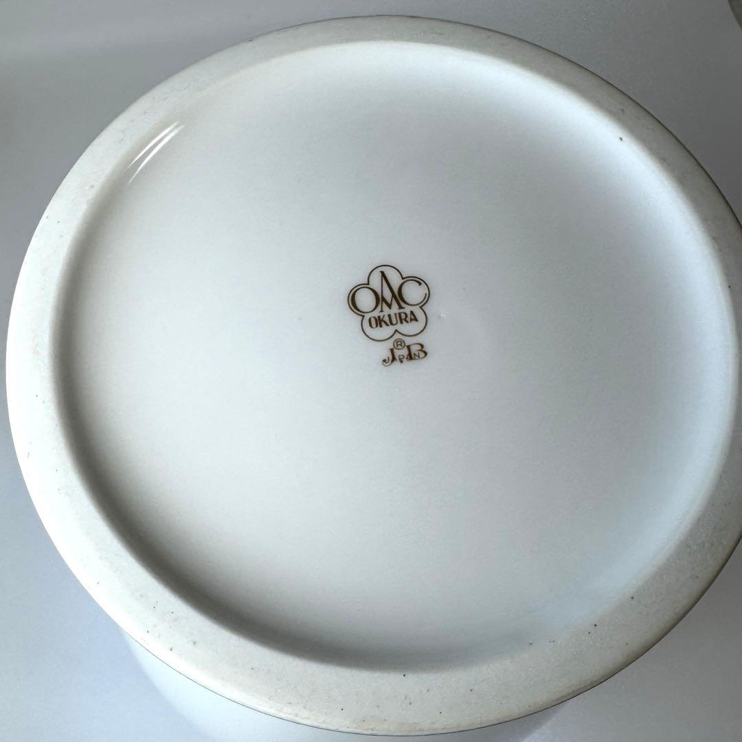 大倉陶園　花瓶　金蝕葡萄　ホワイト　金彩　高さ35㎝