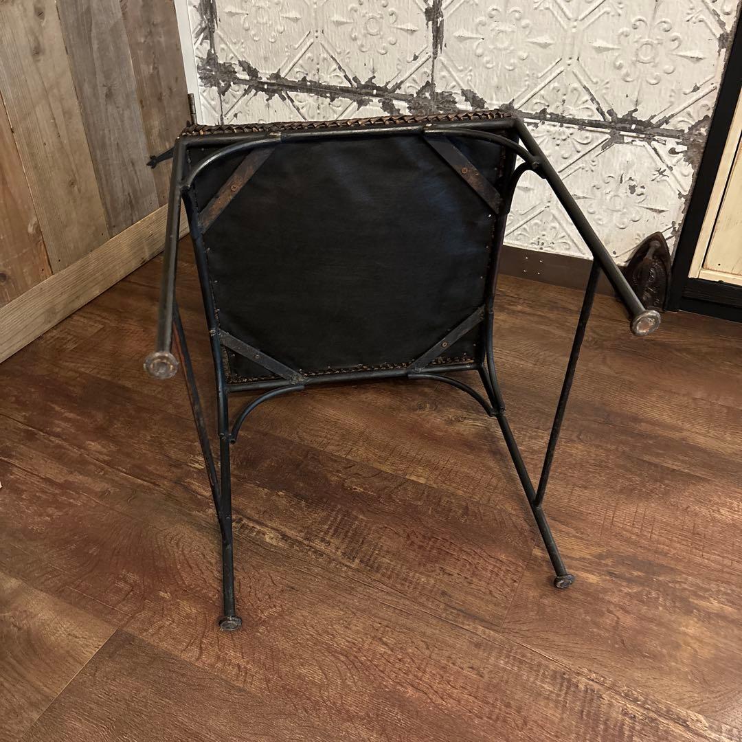 アイアン脚　レザー 本革　アンティーク風チェア