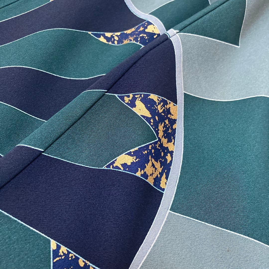 【美品】逸品　高級刺繍　正絹　初着　宝船