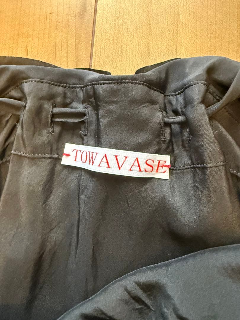 【着用回数1回】TOWAVASE VOLANT SALOPETTE ブラック