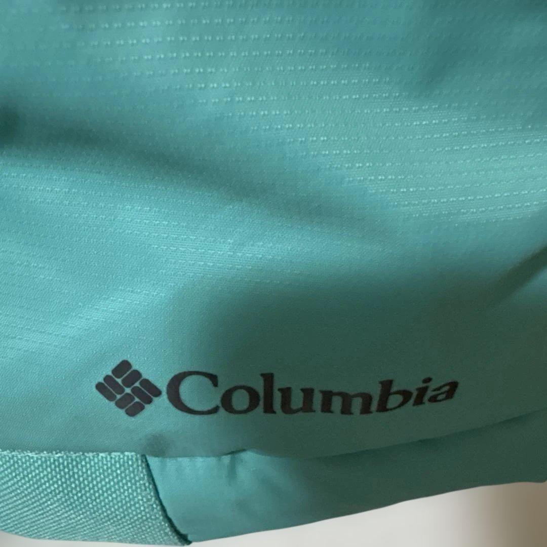 美品コロンビア　キッズ　リバーシブル　スキーウェア　スノーウェア　3T 100